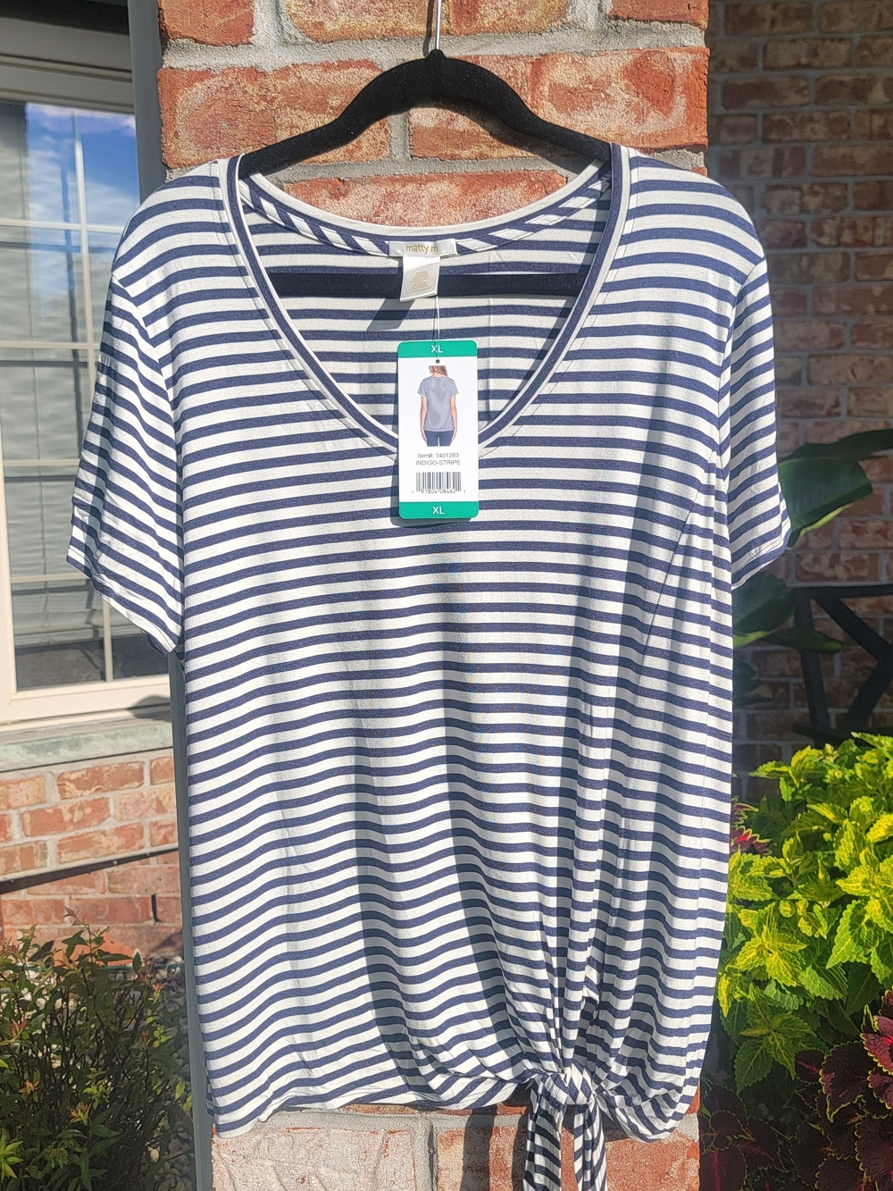 Matty M Navy & White Short Sleeve Striped V-Neck Tie-Hem Soft Top